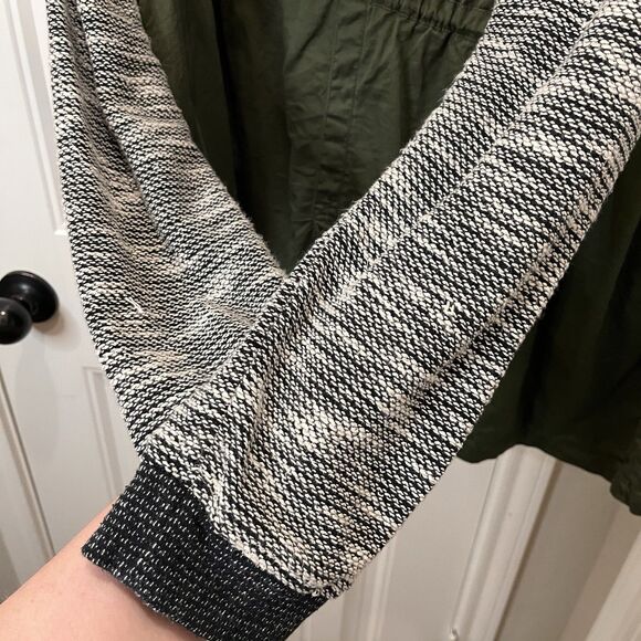 Torrid Womens Utility Jacket Plus Sz 2X Green Canvas w/ Knit Arms Hooded Zip Up - Picture 9 of 10